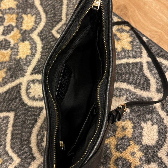 Coach Crossbody - Picture 5 of 8